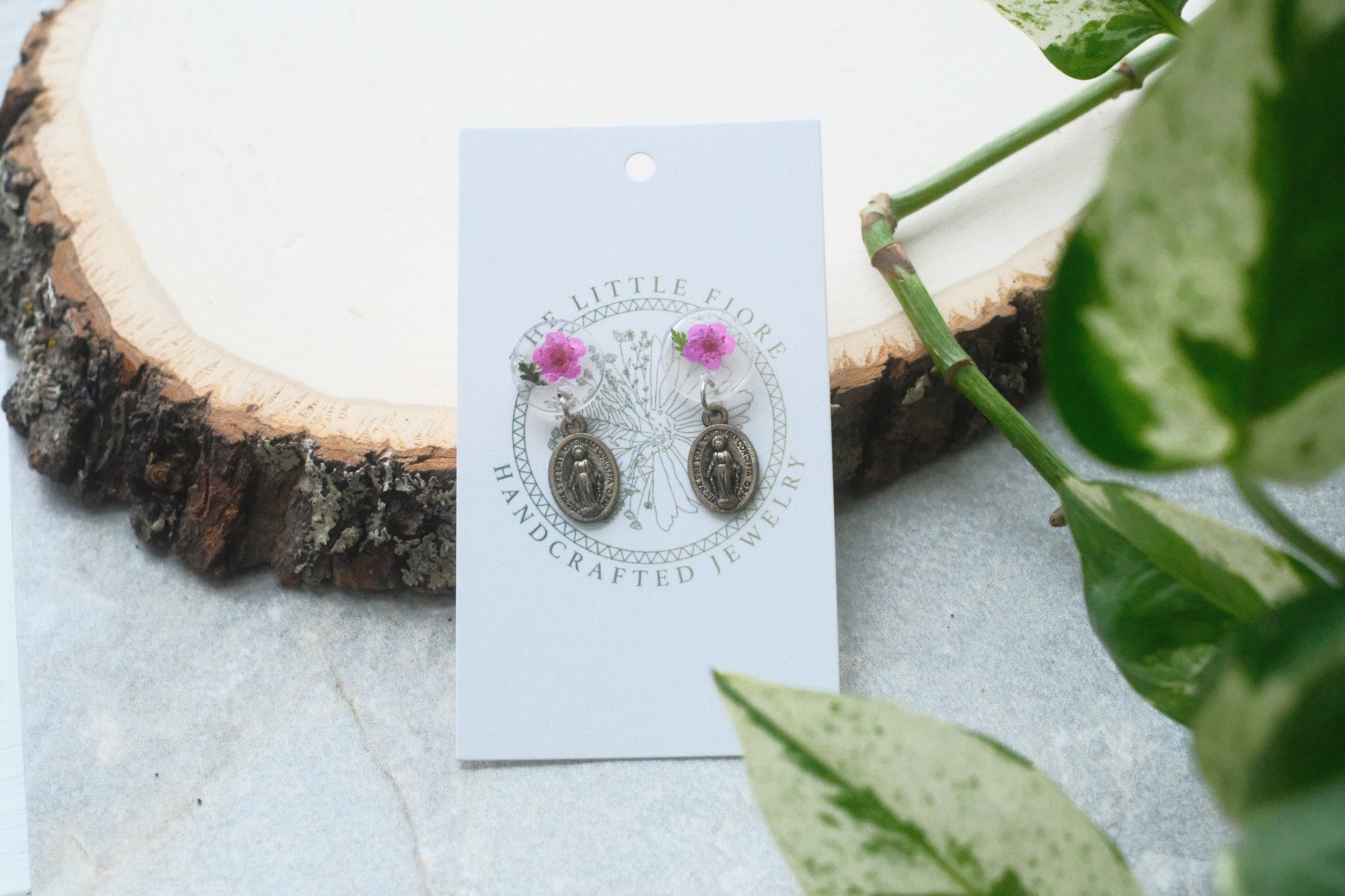 Fiore Studs - Fuscia Pink