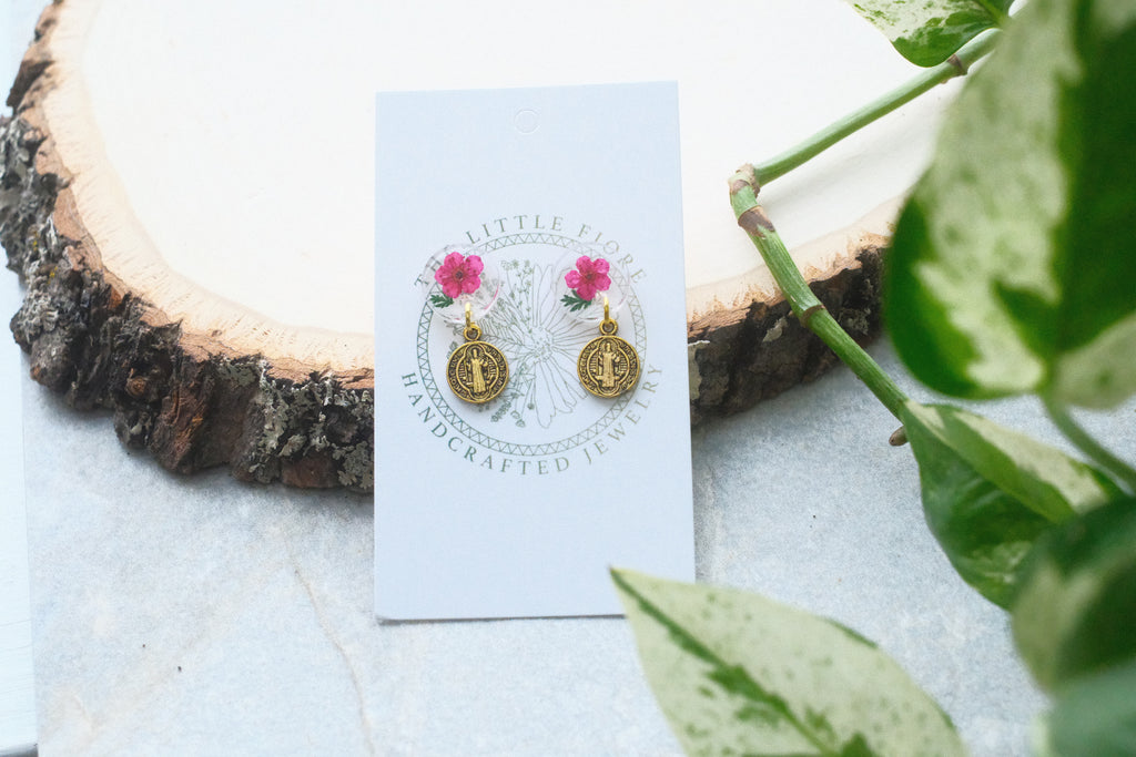 Fiore Studs - Magenta