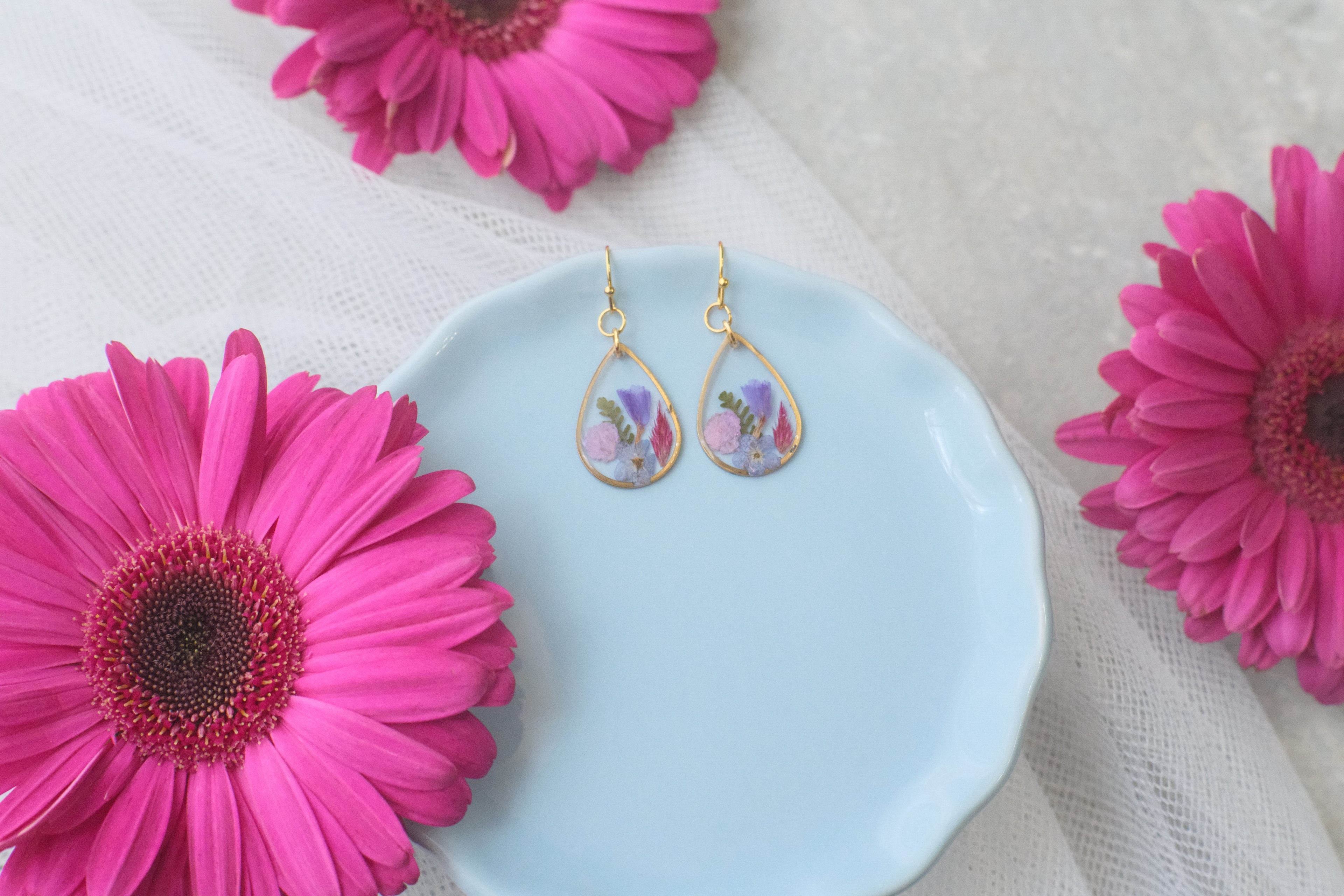 Earrings Gold Bare Wildflowers 1