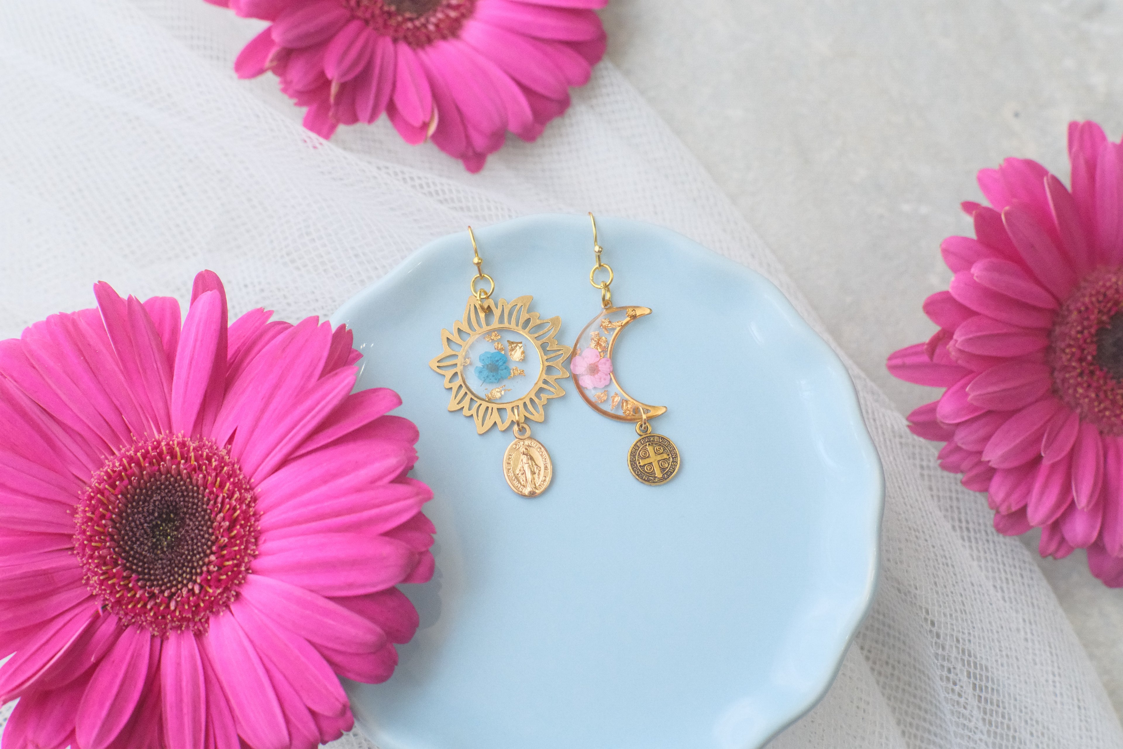 Earrings Gold Mix Wildflowers Sun and Moon 1