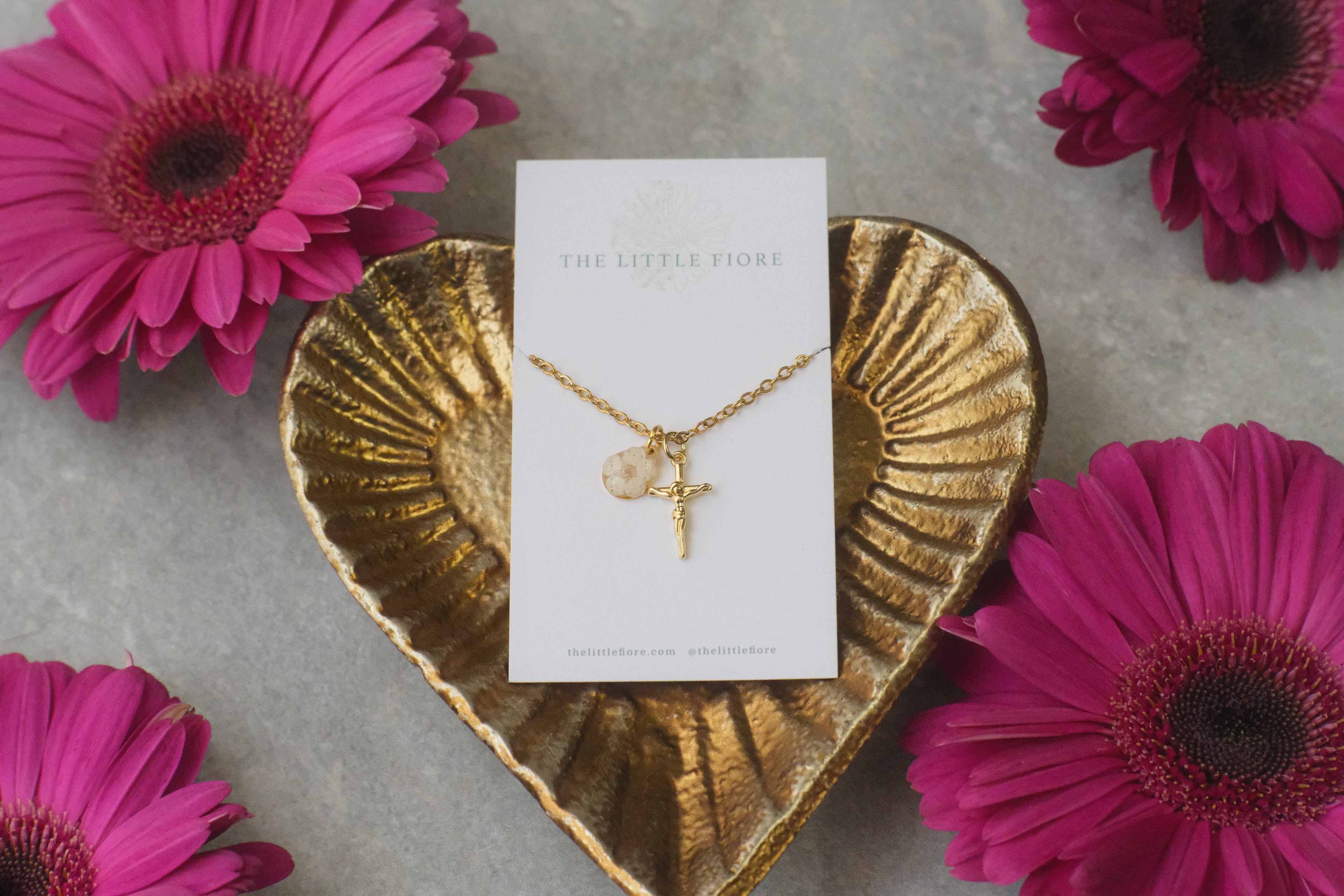 Necklace Gold Cross White